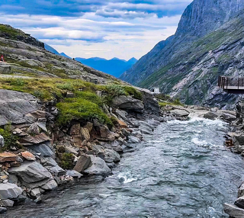 Сказочный Олесунн и приключение по Дороге Троллей